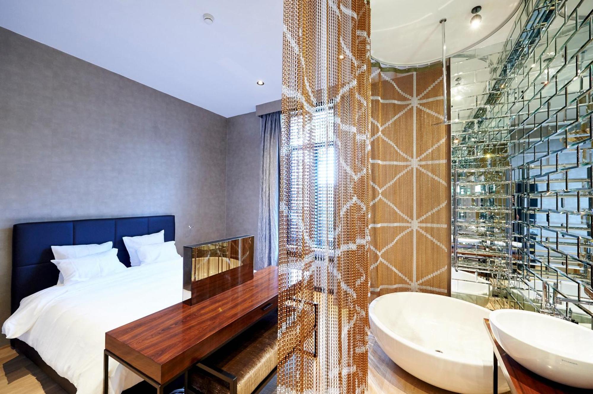 Hotel Groenendaal Хуйларт Экстерьер фото